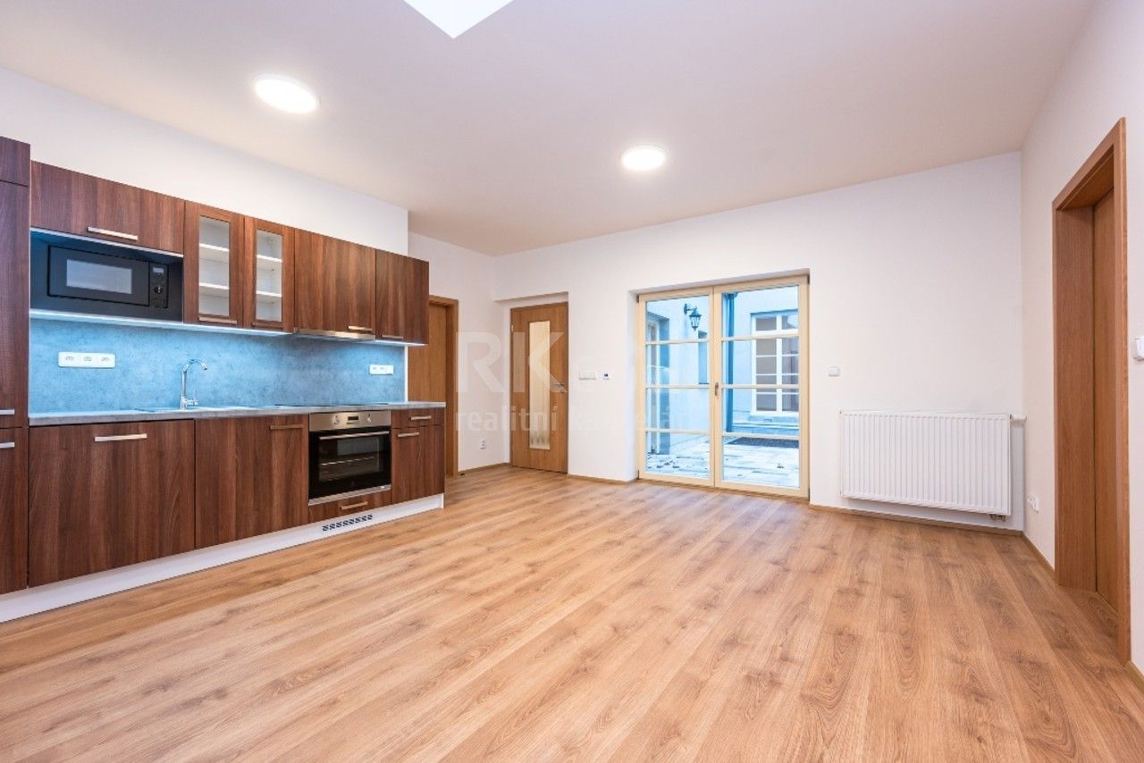 3+kk, Komenského náměstí, Slaný, 62 m² - 1