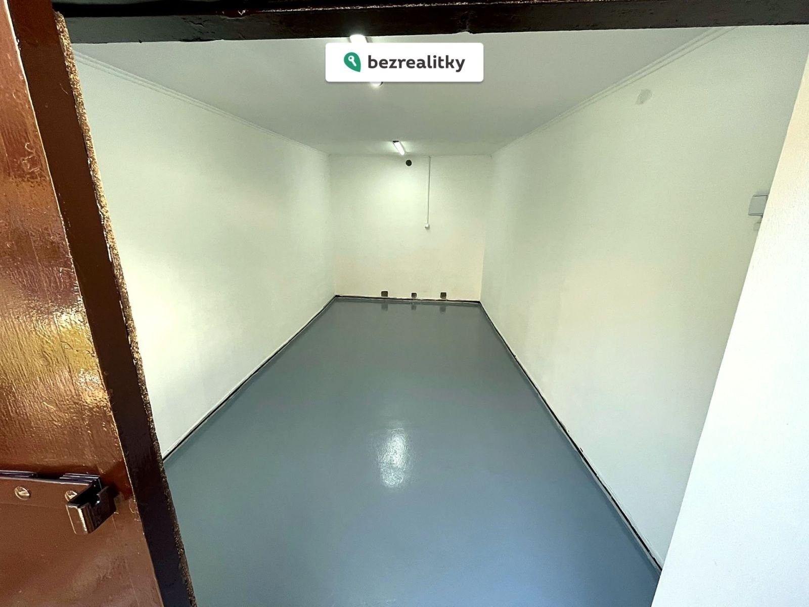 Garáž, 18 m²