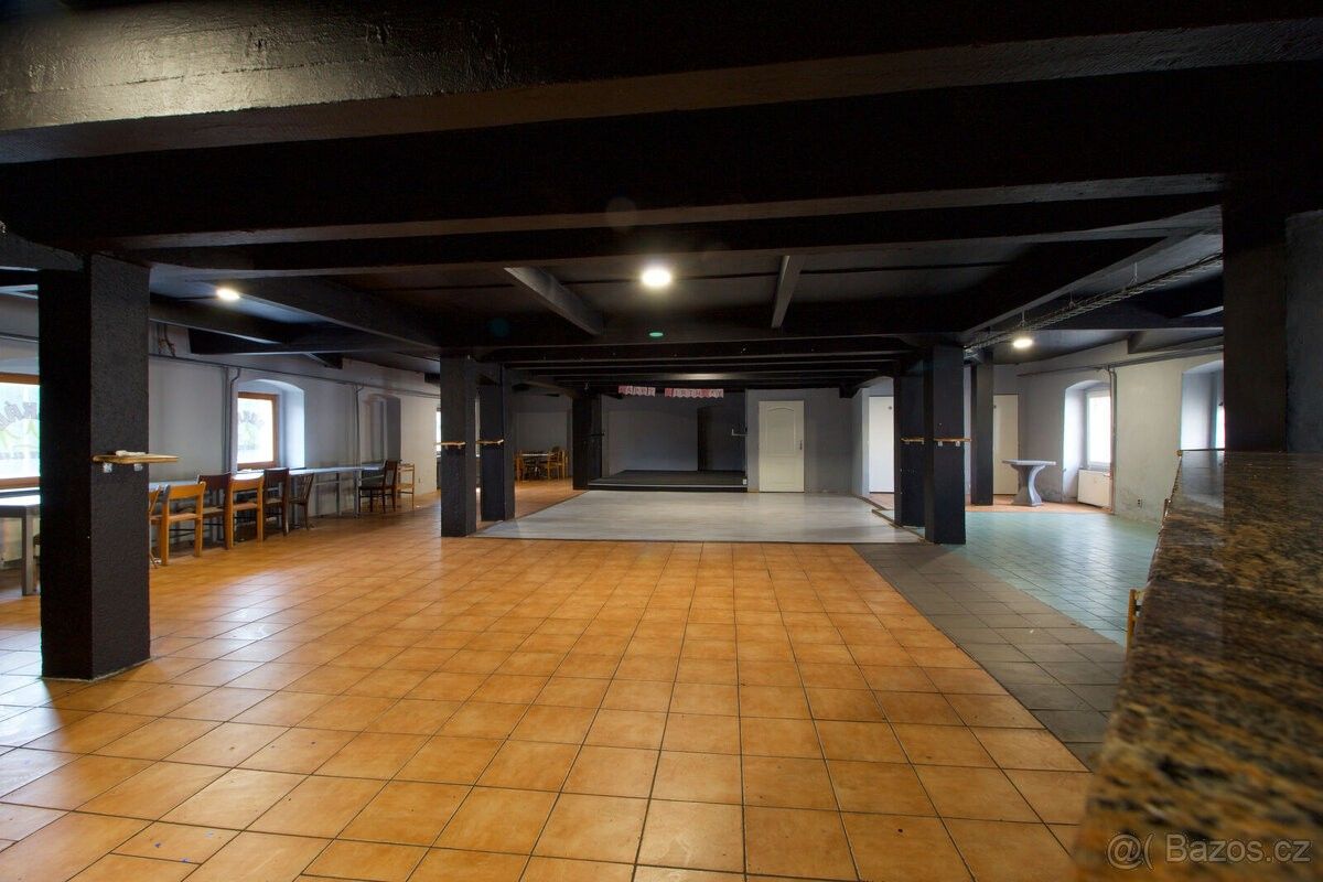 Pronájem obchodní prostory - Chodov u Karlových Var, 357 35