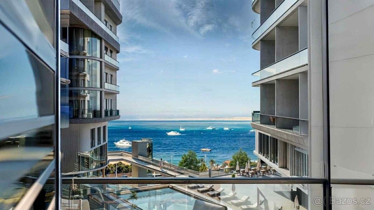 Byty, 987 66, Zahraničí