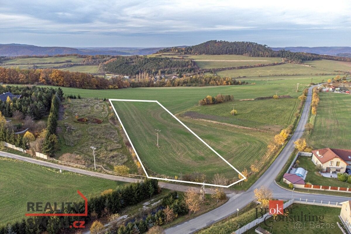 Prodej pozemek pro bydlení - Tmaň, 267 21
