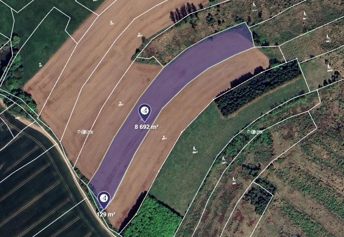 Louky, Kadolec, 8 821 m²