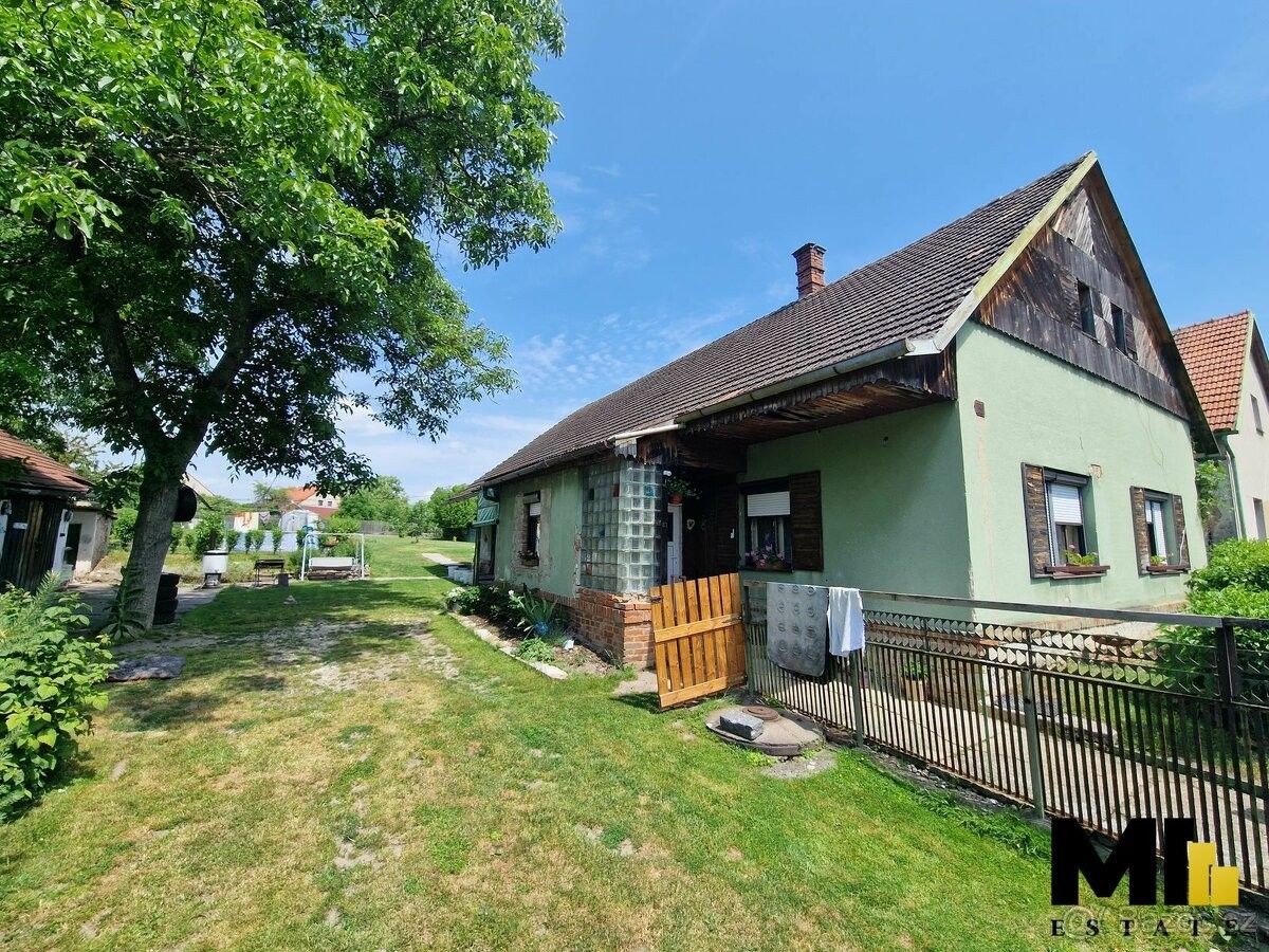 Prodej dům - Čáslav, 286 01, 178 m²