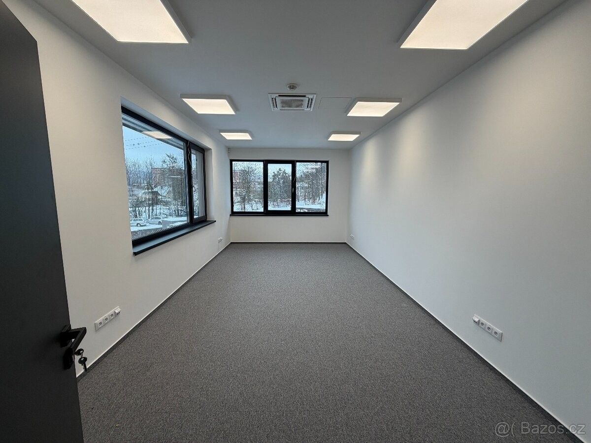 Kanceláře, Rožnov pod Radhoštěm, 756 61