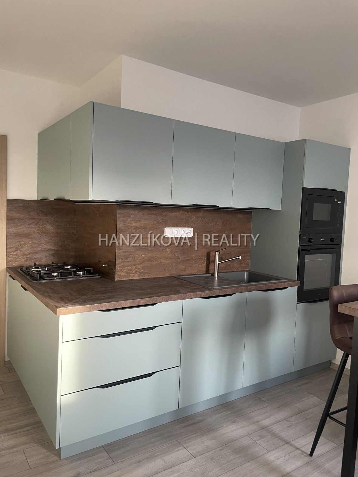 Pronájem byt 2+kk - Budivojova, České Budějovice, 49 m²