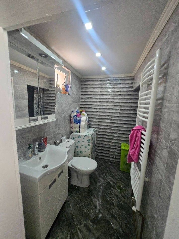 Prodej rodinný dům - 987 66, Zahraničí - 5