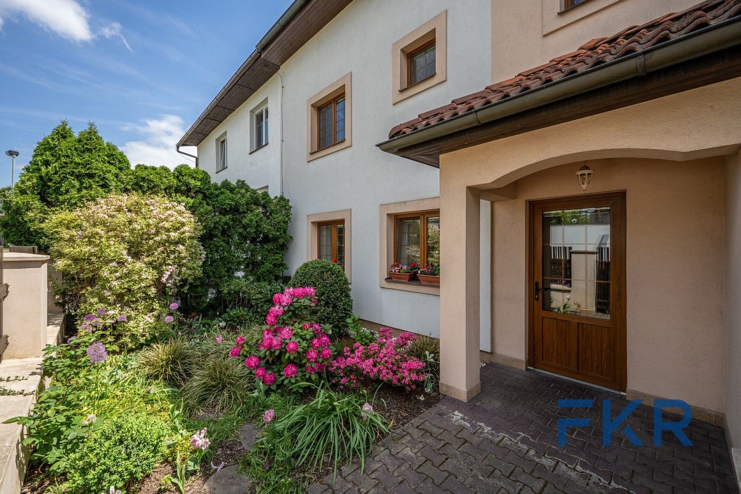 Rodinné domy, Praha - Dolní Počernice, okres Praha 14, Hlavní město Praha, 242 m² - 2