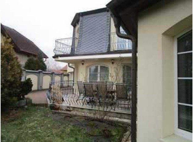 Prodej rodinný dům - Ke Hřišti, Čestlice, 436 m²