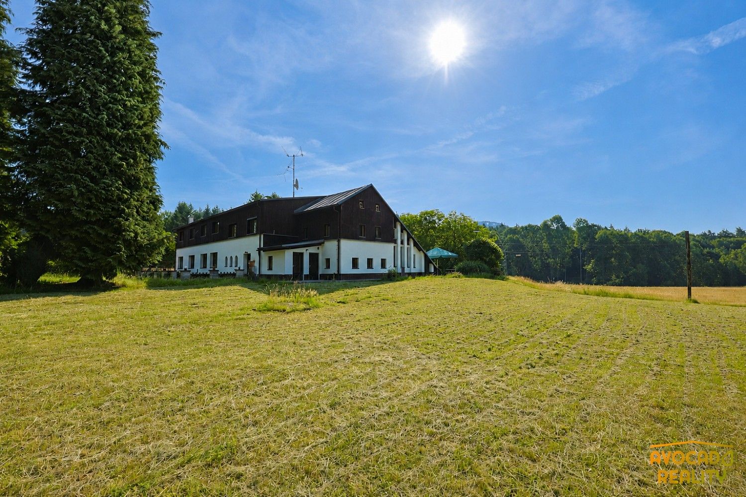 Ubytovací zařízení, Radvanec - Maxov, okres Česká Lípa, 1 000 m² - 1
