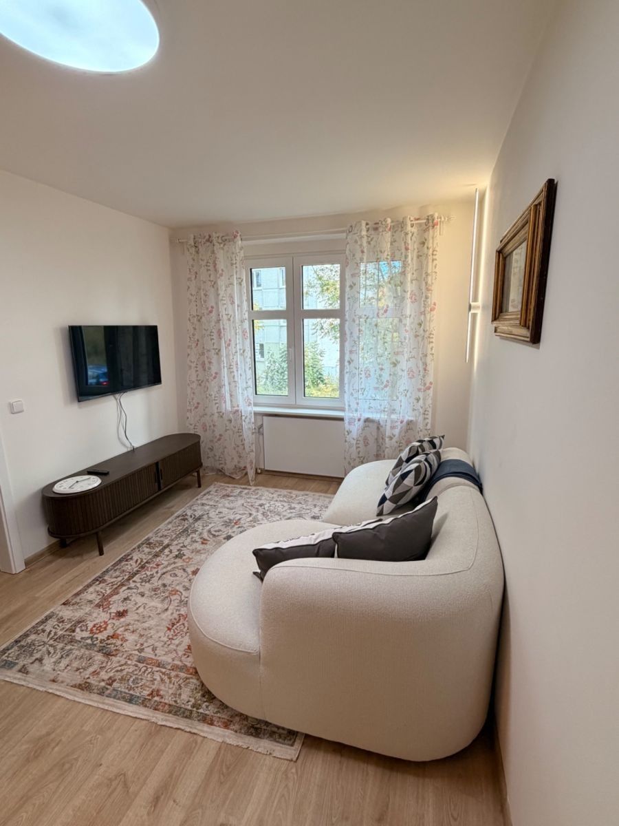 Byt 2+kk · 50 m² · Jáchymovská, Karlovy Vary - Bohatice, Karlovarský kraj - 3