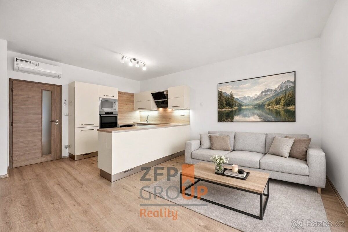 Prodej byt - Mikulov na Moravě, 692 01