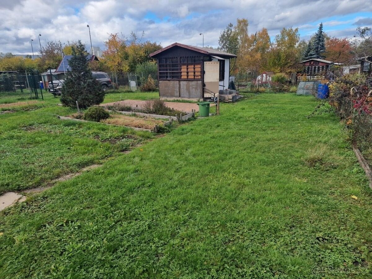 Chaty, Praha, 102 00