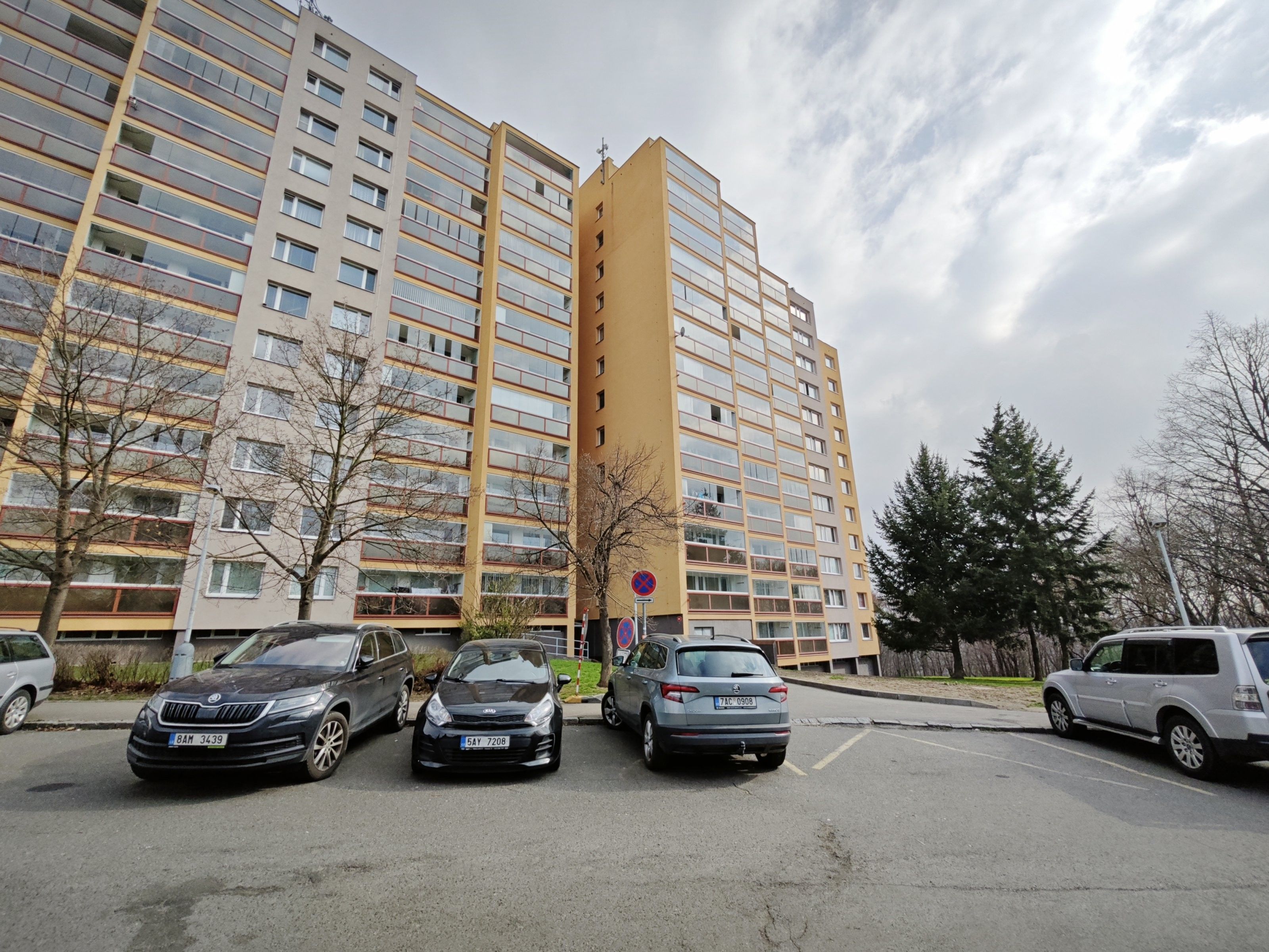 Prodej byt 3+1 - Slévačská, Praha, 66 m²