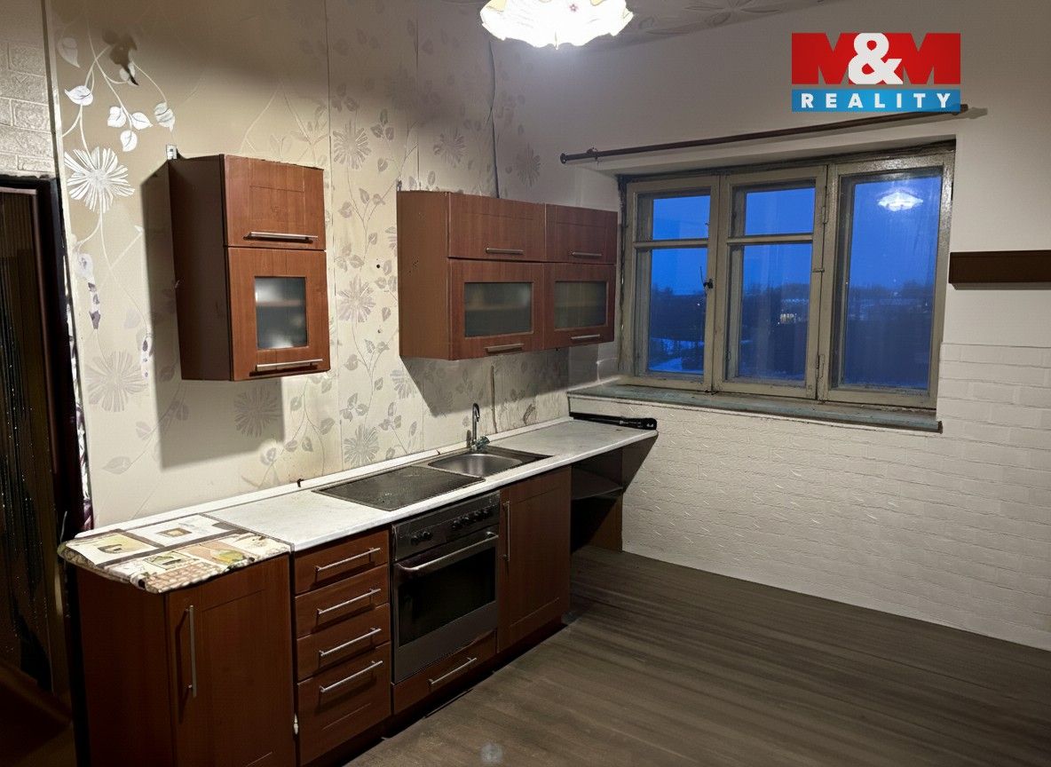 Pronájem rodinný dům - Dolní Újezd, 148 m²