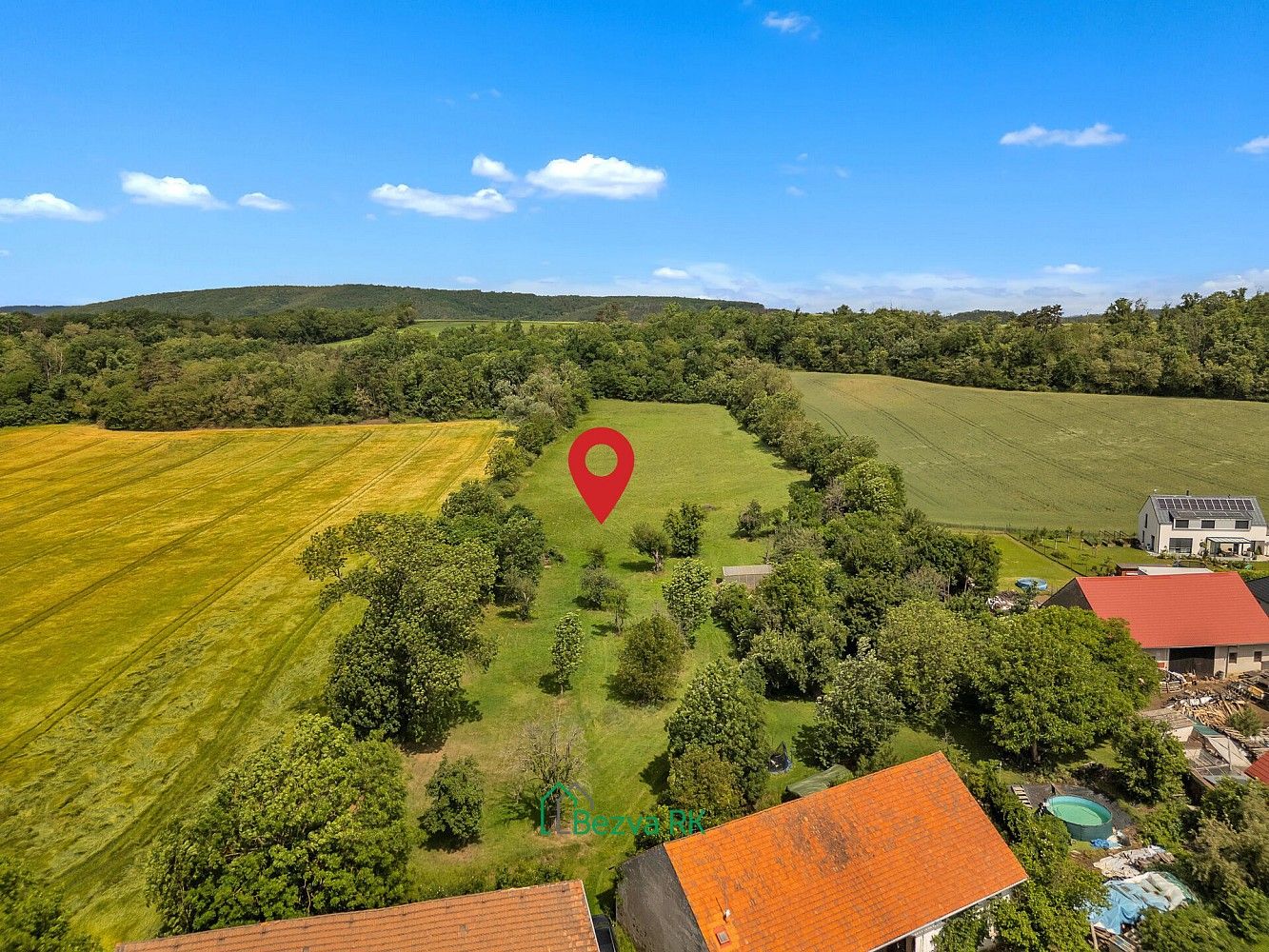Pozemek pro bydlení, 1 318 m²