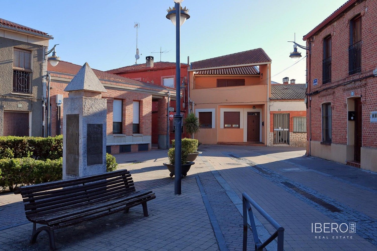 Rodinný dům · 484 m² · Viana de Cega, Španělsko - 4