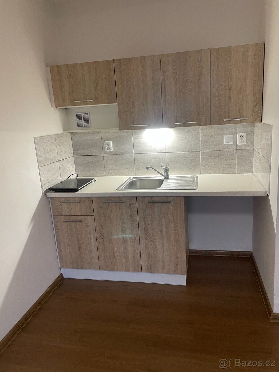 Byty, Ostrava, 700 30