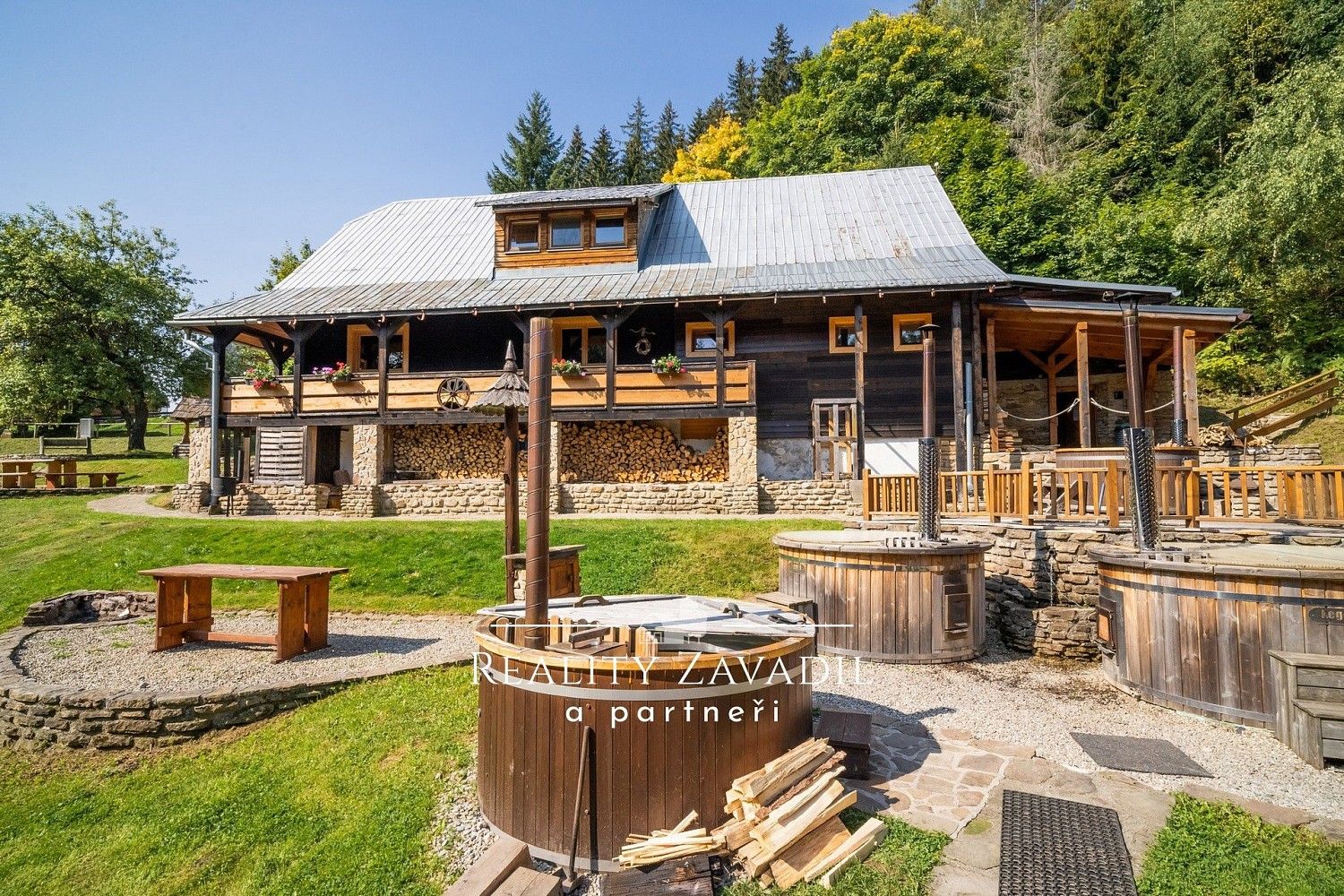 Ubytovací zařízení, Klokočov, SK, 866 m² - 1