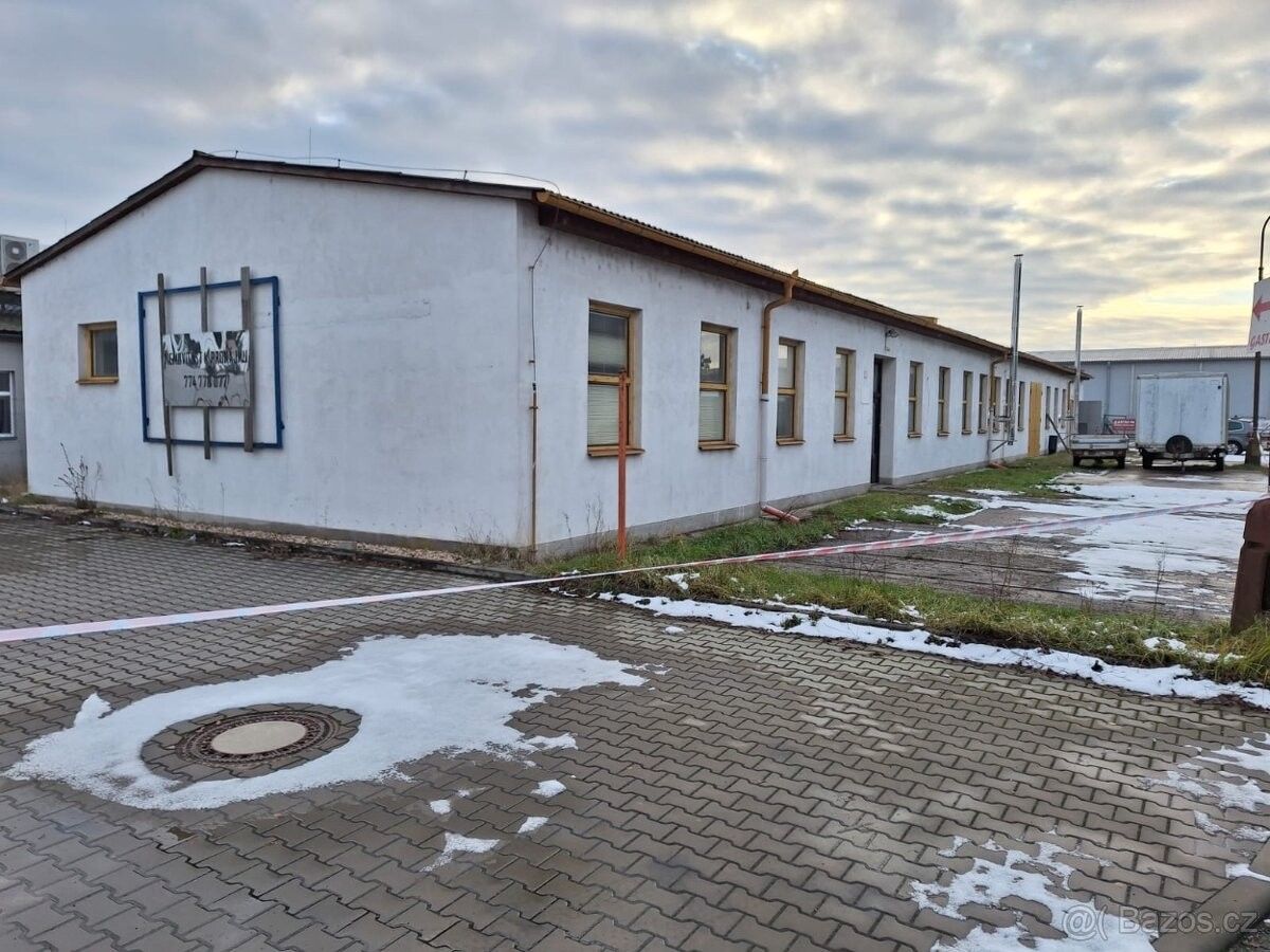 Sklady, Hradec Králové, 503 41