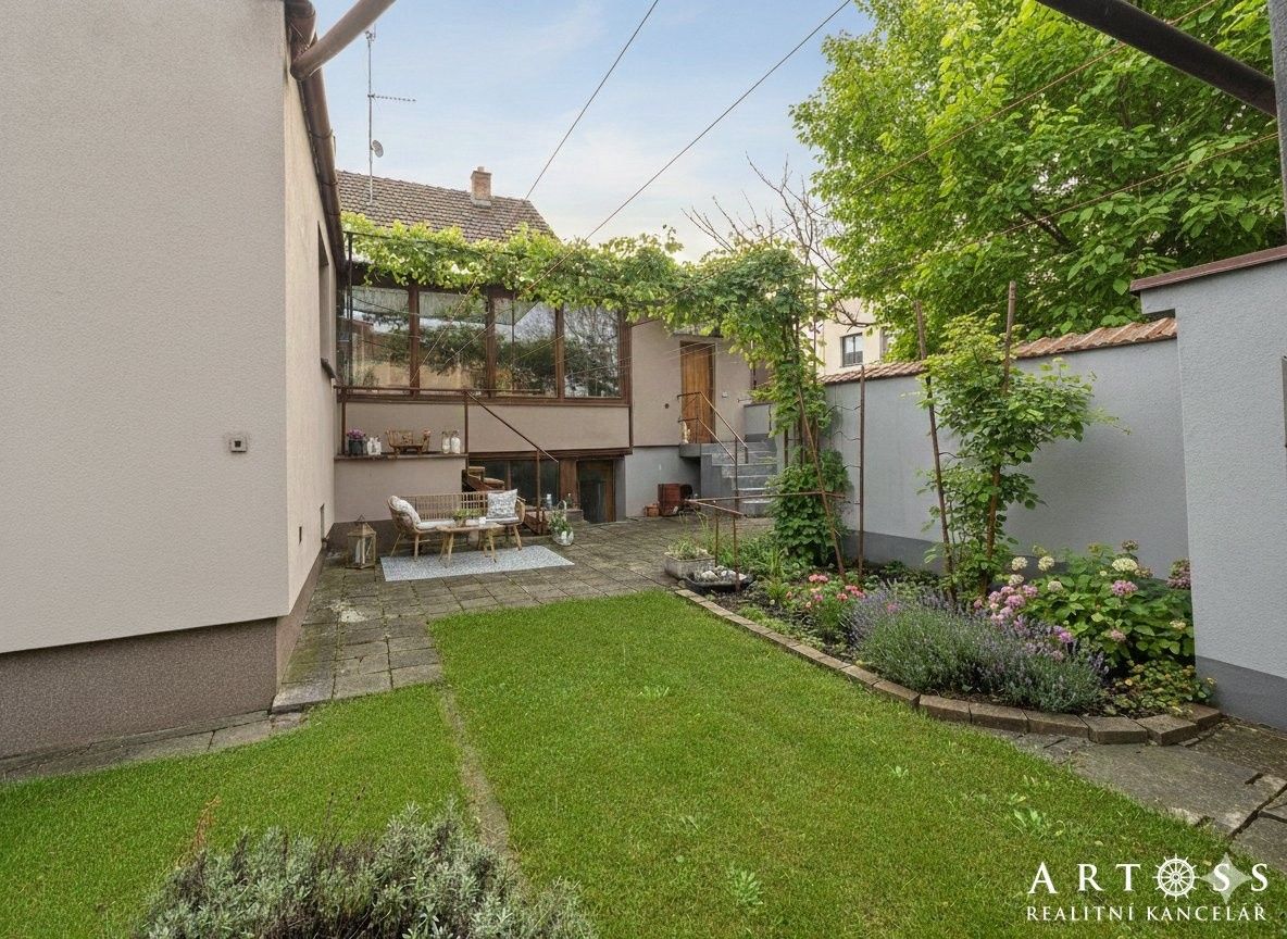 Prodej rodinný dům - Spojovací 470, Modřice, 110 m²