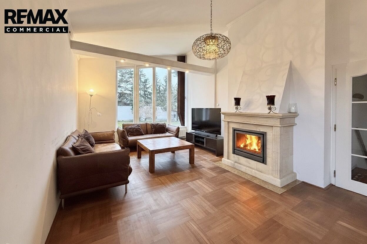 Rodinný dům · 355 m² · Praha - Kunratice, okres Praha 4, Hlavní město Praha - 3