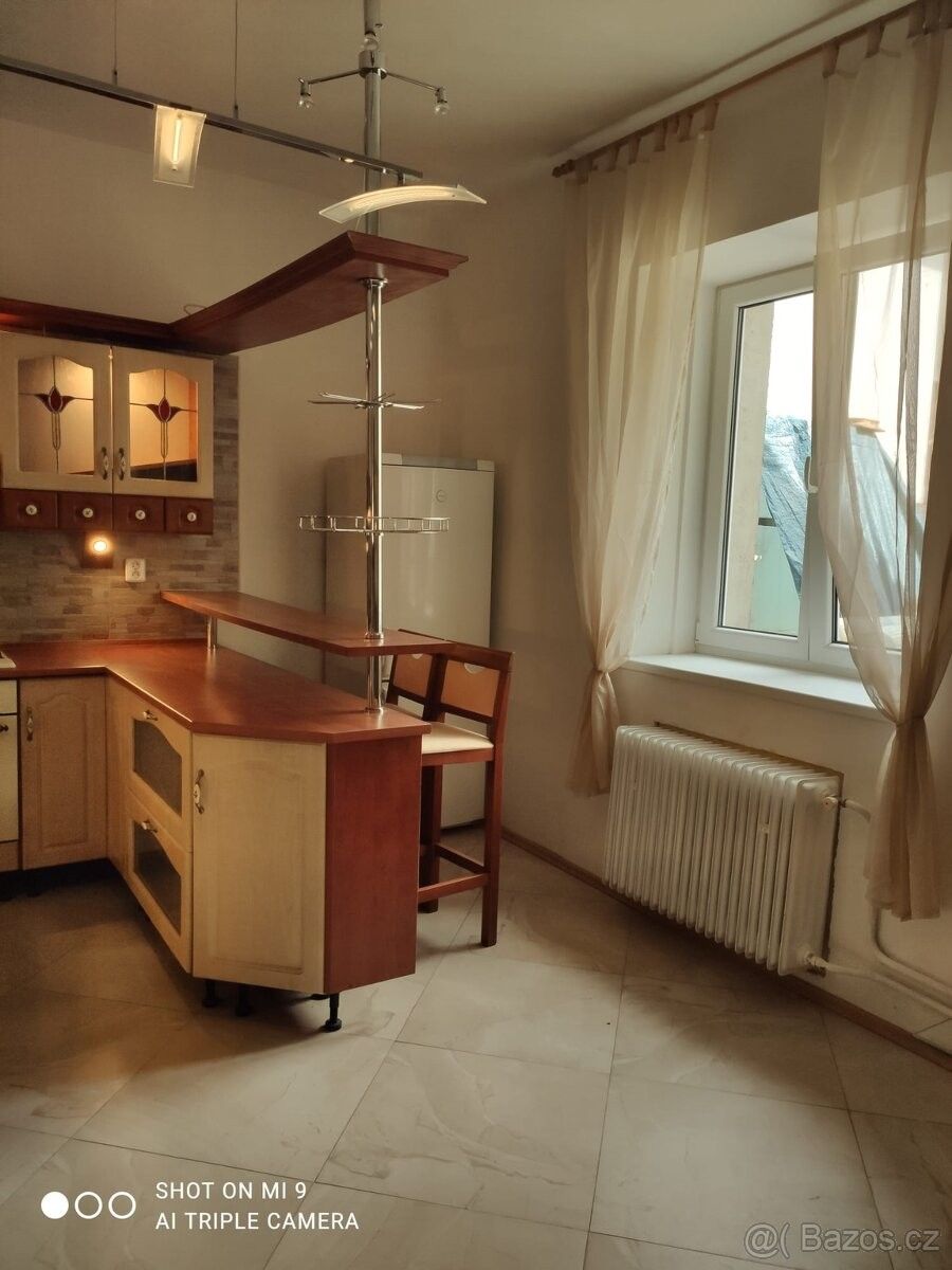 Pronájem byt - Karlovy Vary, 360 01