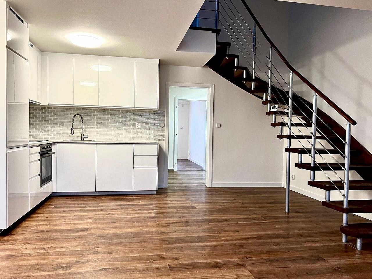 3+kk, Dejvická, Praha 6 - Dejvice, 76 m² - 2