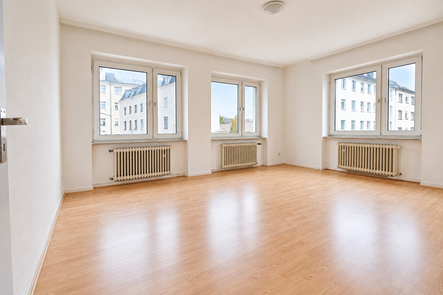 2+1, Rauer Werth 13 Wuppertal Oberbarmen Nordrhein-Westfalen 42275, 68 m² - 1