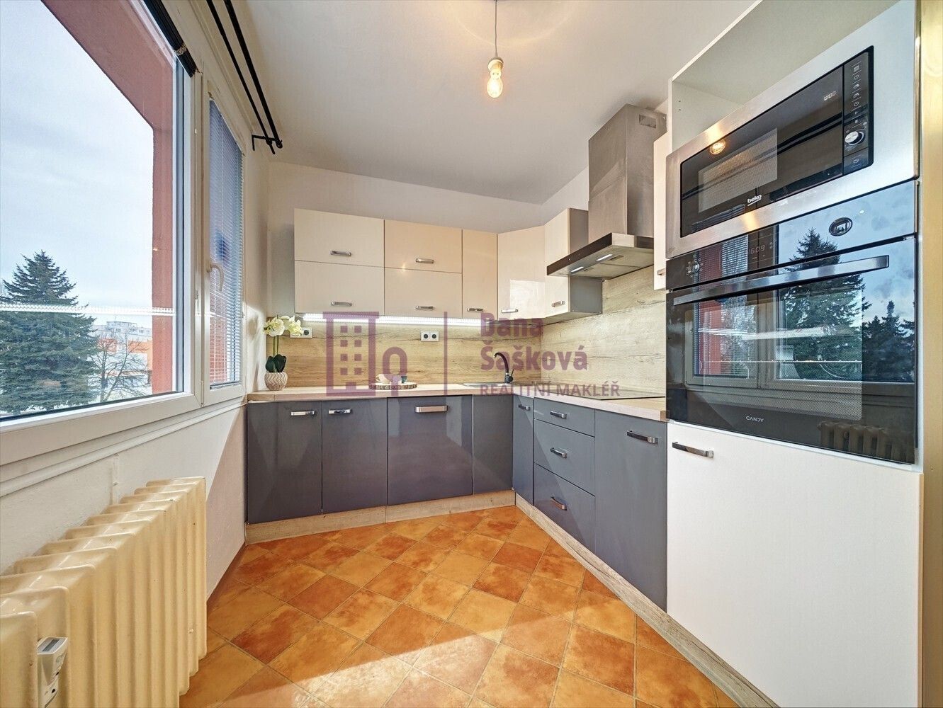 2+1, sídliště Vajgar, Jindřichův Hradec, 62 m²