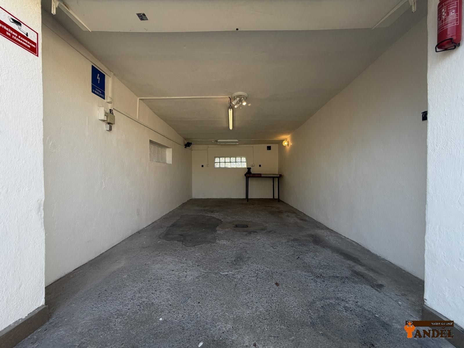 Pronájem garáž - U Garáží, Havířov, 22 m²