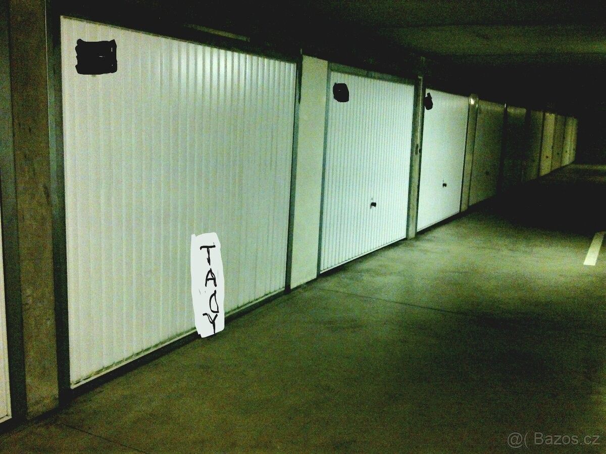 Prodej garáž - Praha, 154 00