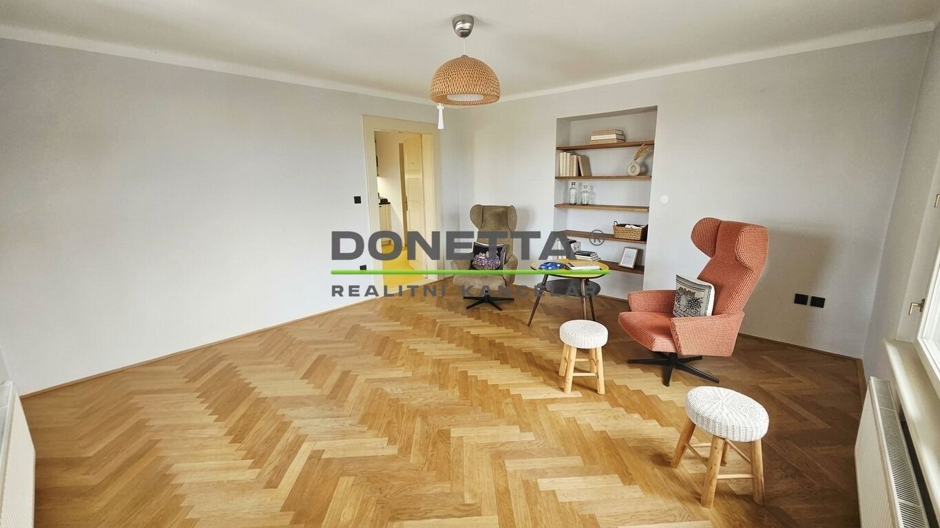 Pronájem byt 3+1 - Resslova, Hradec Králové, 103 m² - 2