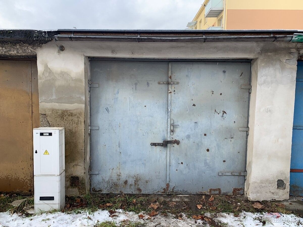Garáže, Ostrava, 709 00