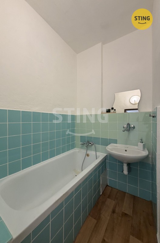 Pronájem byt 1+1 - Jablunkovská, Třinec, 39 m² - 5