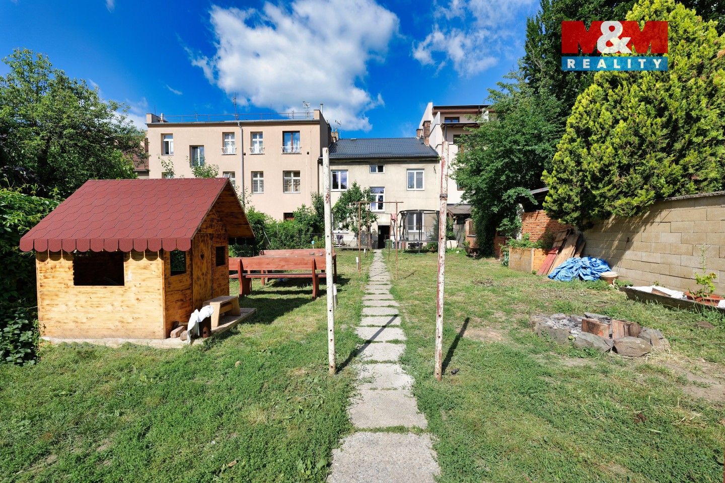 Rodinné domy, Bezručovo nám., Prostějov, 180 m² - 1