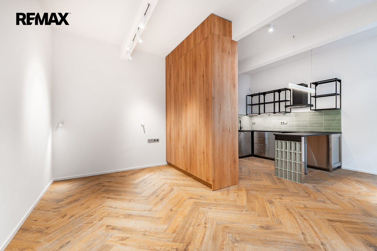 Pronájem byt 1+kk - Praha - Vršovice, okres Praha 10, Hlavní město Praha, 45 m² - 5
