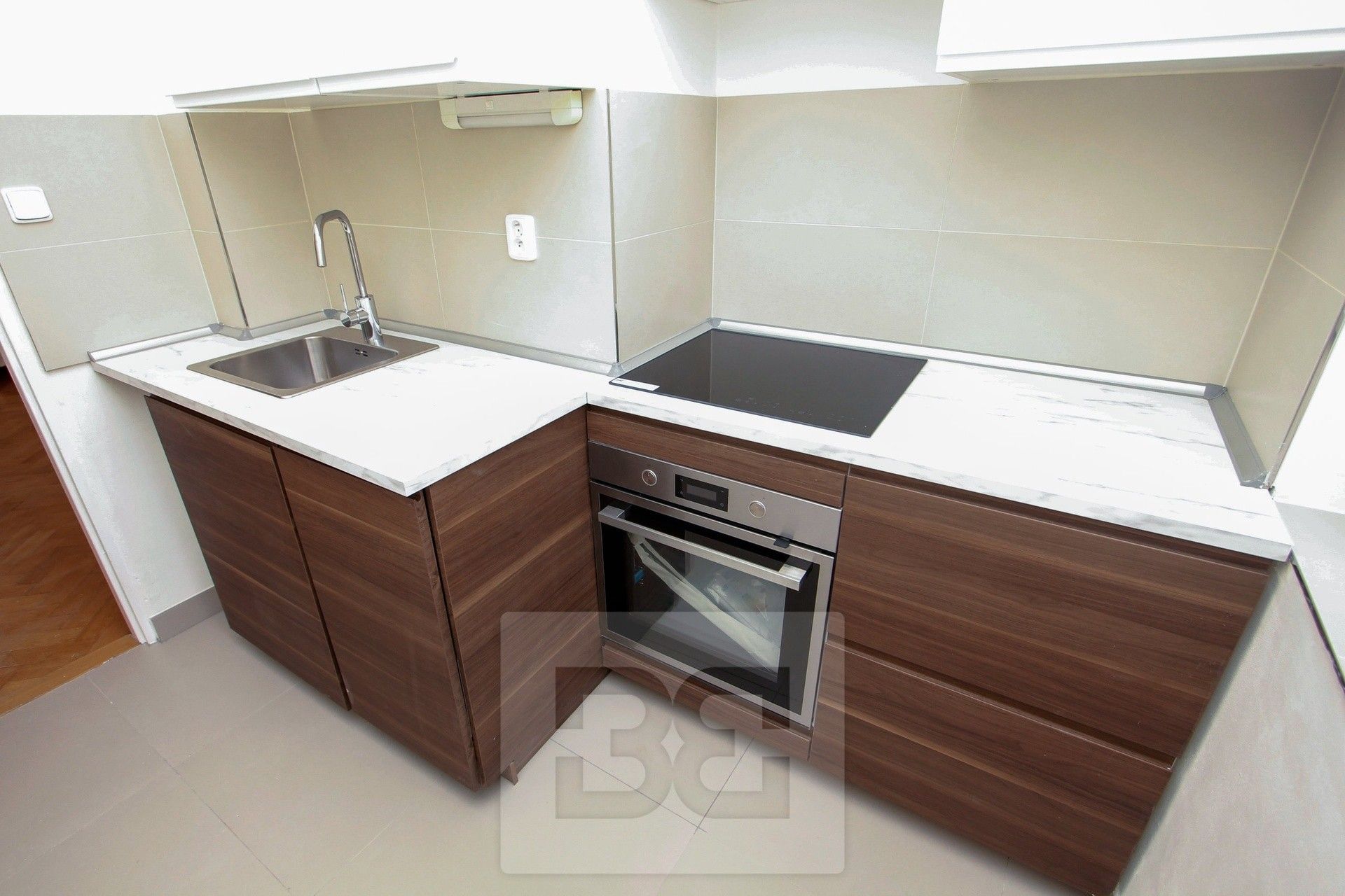 Byt 2+1 · 52 m² · Vinařská 1174, Praha Holešovice - 3
