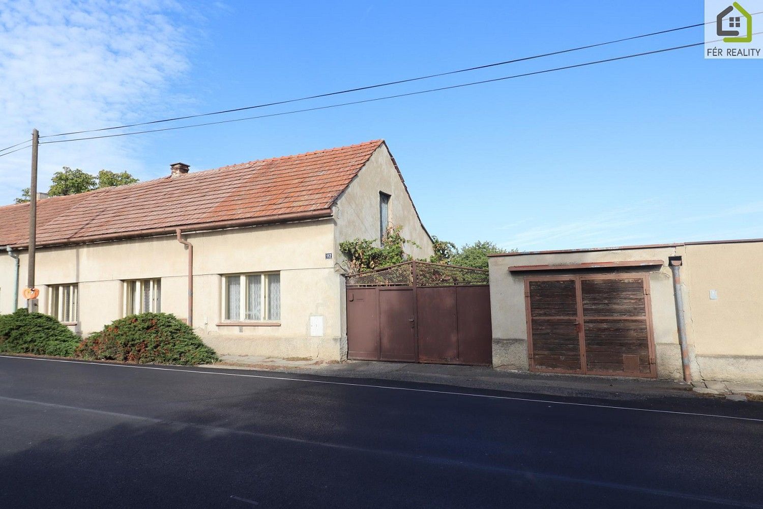 Rodinný dům · 294 m² · Hlavní, Kleneč, okres Litoměřice - 2