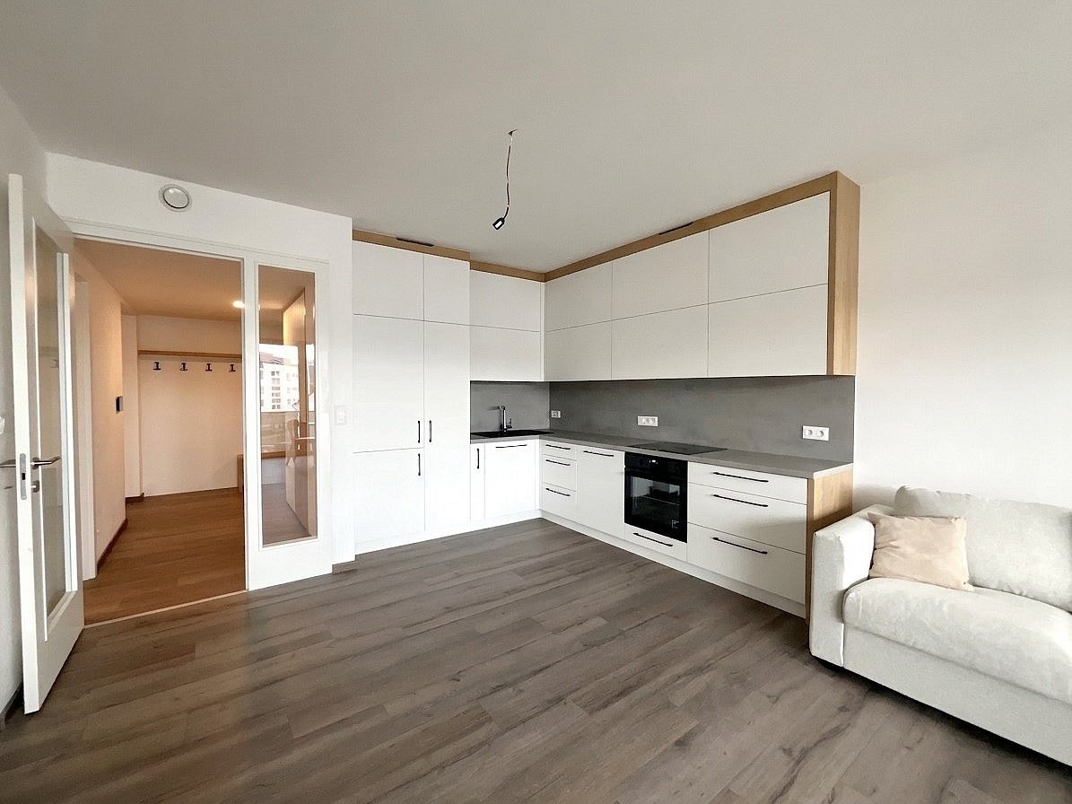 Byt 1+kk · 60 m² · Pálenecká, Hradec Králové - Kukleny - 2