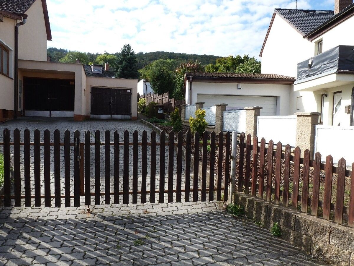 Garáže, Most, 434 01 - 1