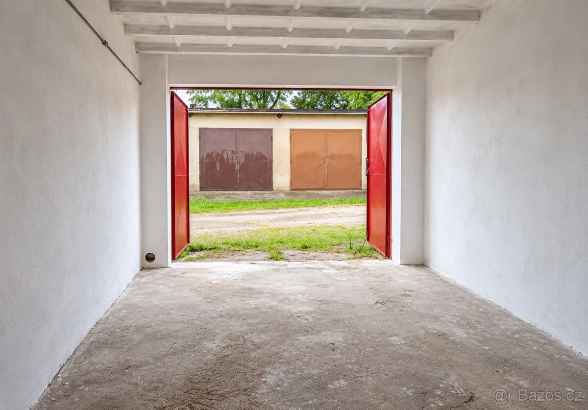Garáž · Nechanice, 503 15 - 3