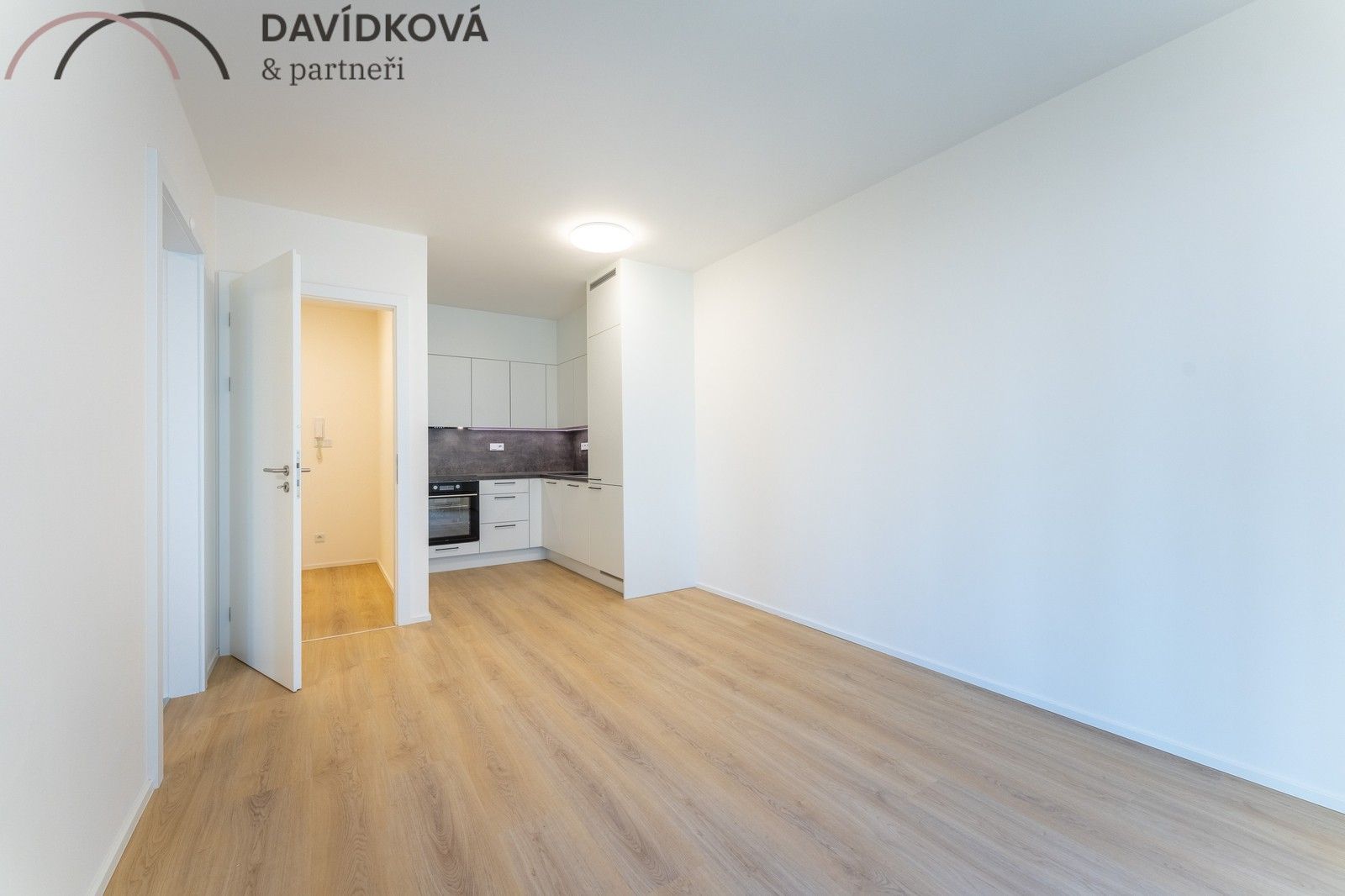 2+kk, Horynova, Praha, 40 m²
