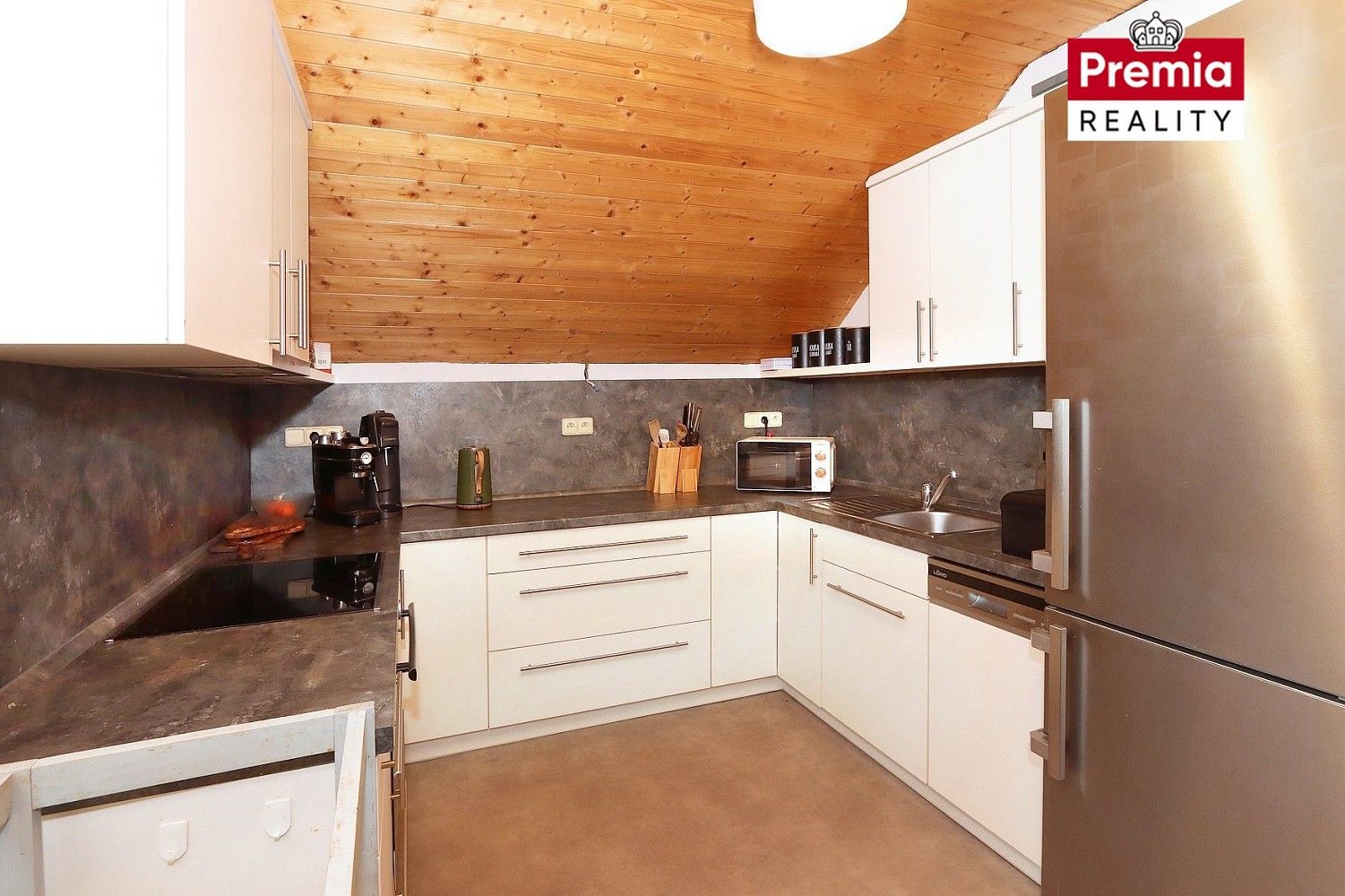 Pronájem byt 3+kk - Obecní, Hodonice, okres Znojmo, 77 m² - 2