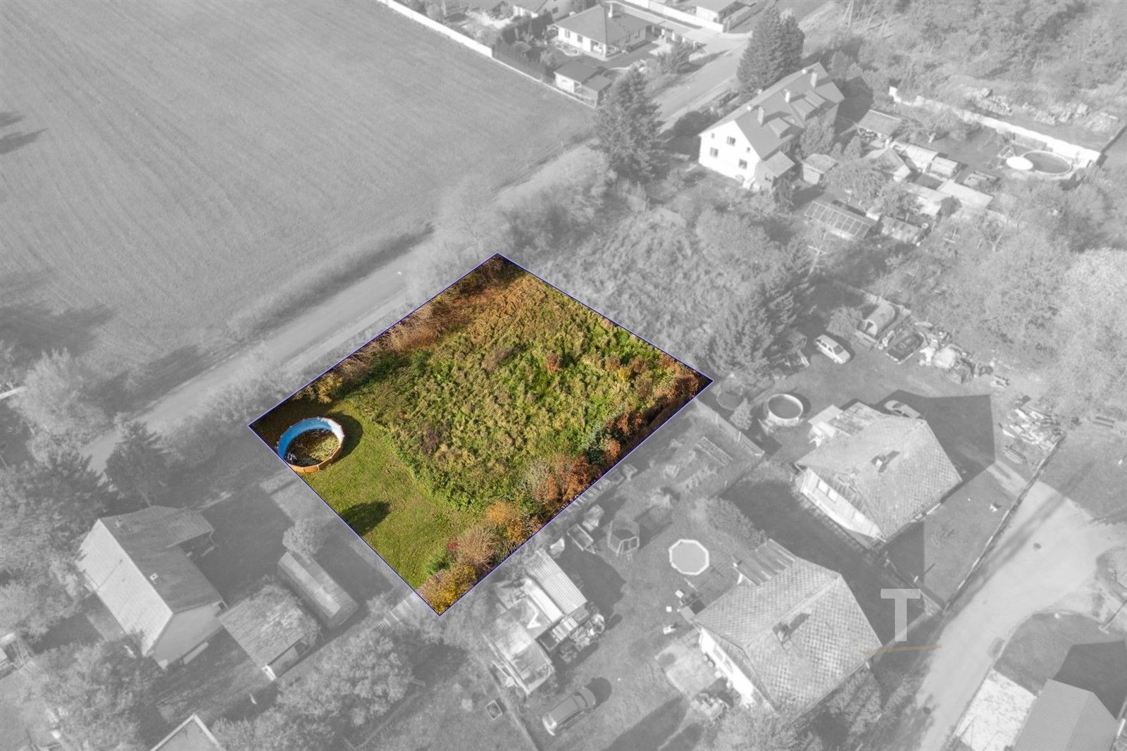 Prodej pozemek pro bydlení - Labské Chrčice