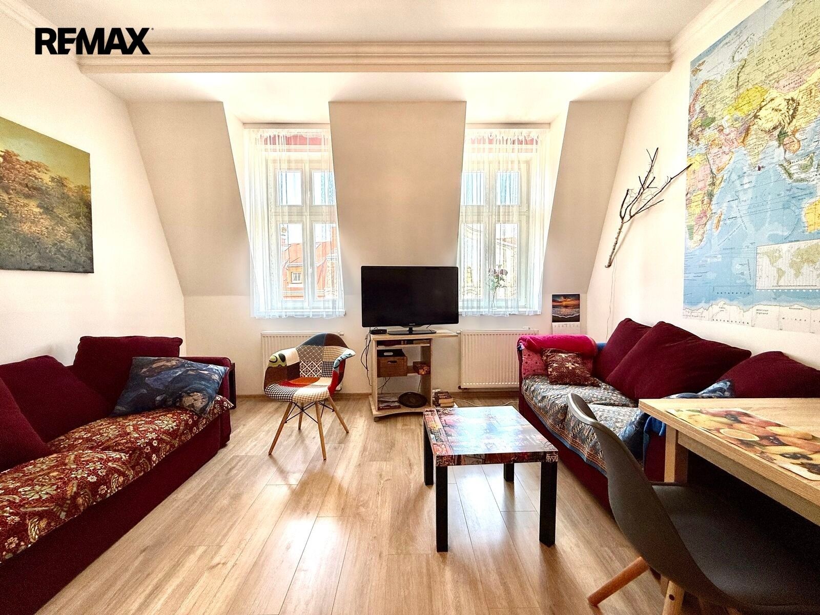 Pronájem byt 2+kk - Moskevská 910, Karlovy Vary, 40 m² - 5