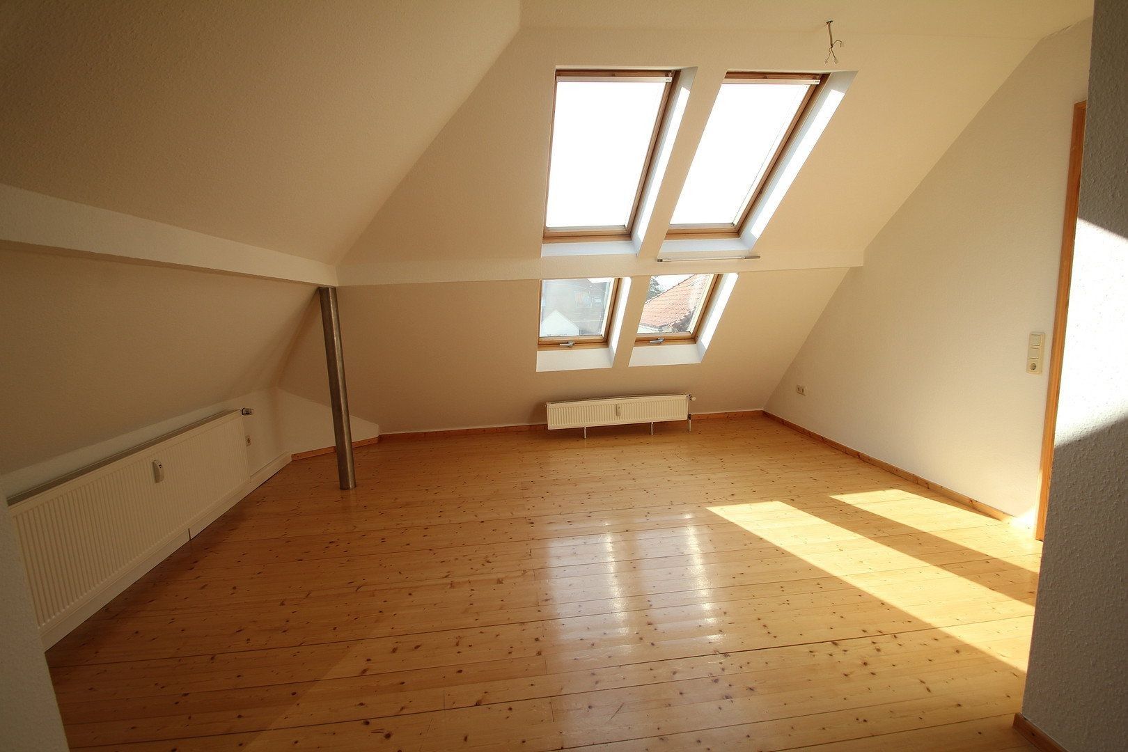 Byt 2+1 · 68 m² · , Dolní Sasko - 4