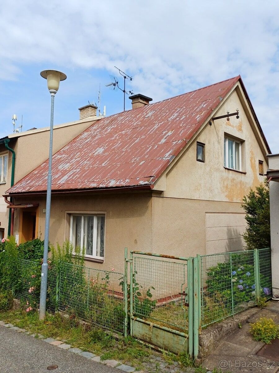 Prodej rodinný dům - Nová Paka, 509 01