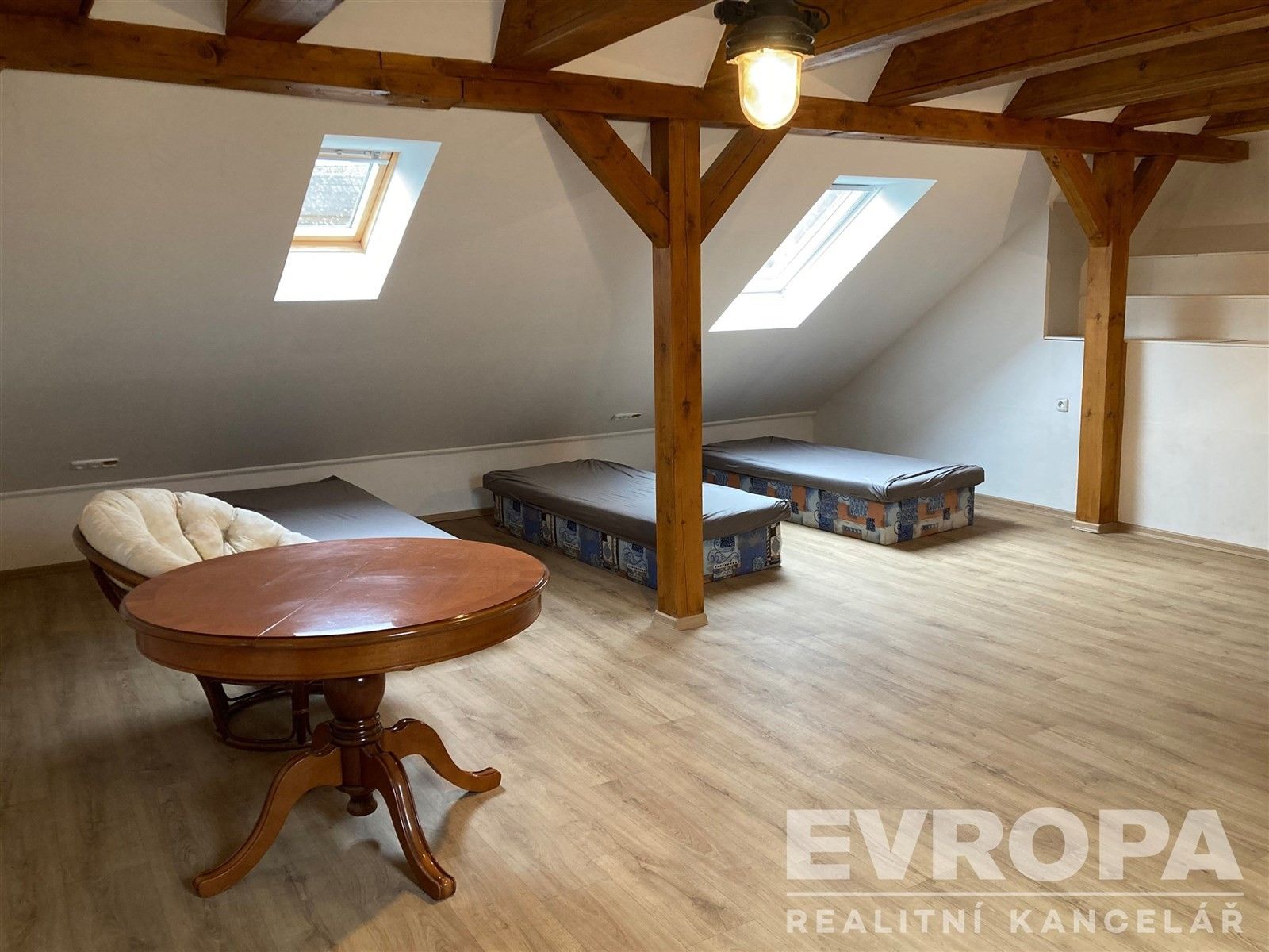 Pronájem rodinný dům - Heřmanov, 280 m² - 5