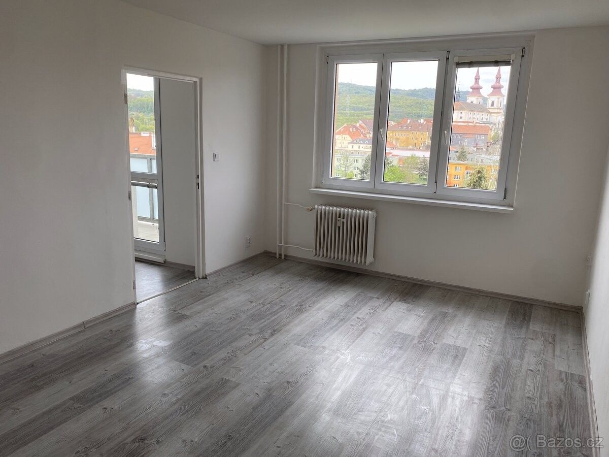 Pronájem byt - Kadaň, 432 01