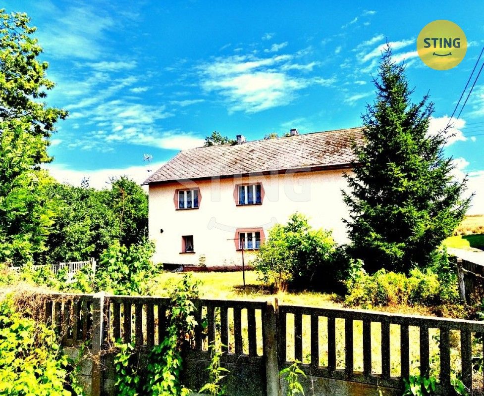 Prodej rodinný dům - Holasovice, 230 m²